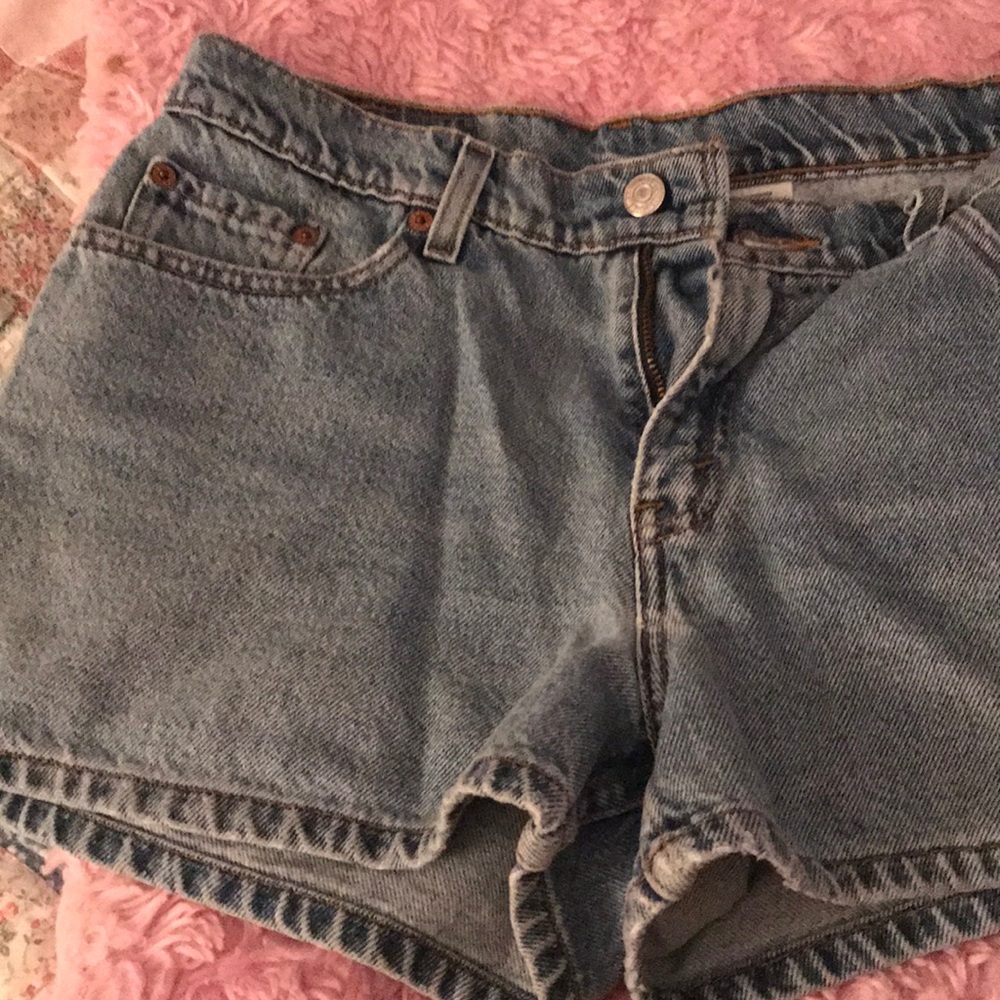 Levi denim shorts size 9 juniors